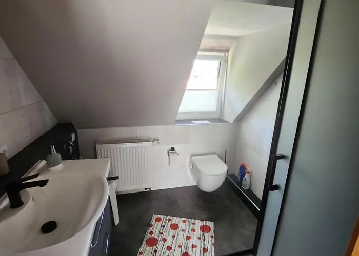 Lindemann Apartment *